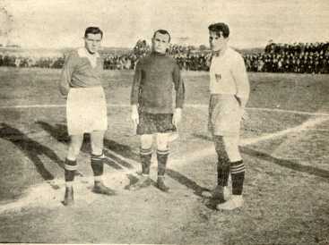 fotografia do artykułu RECENZJE (8) - Rocznik piłkarski 1923 Polska - Europa - Świat